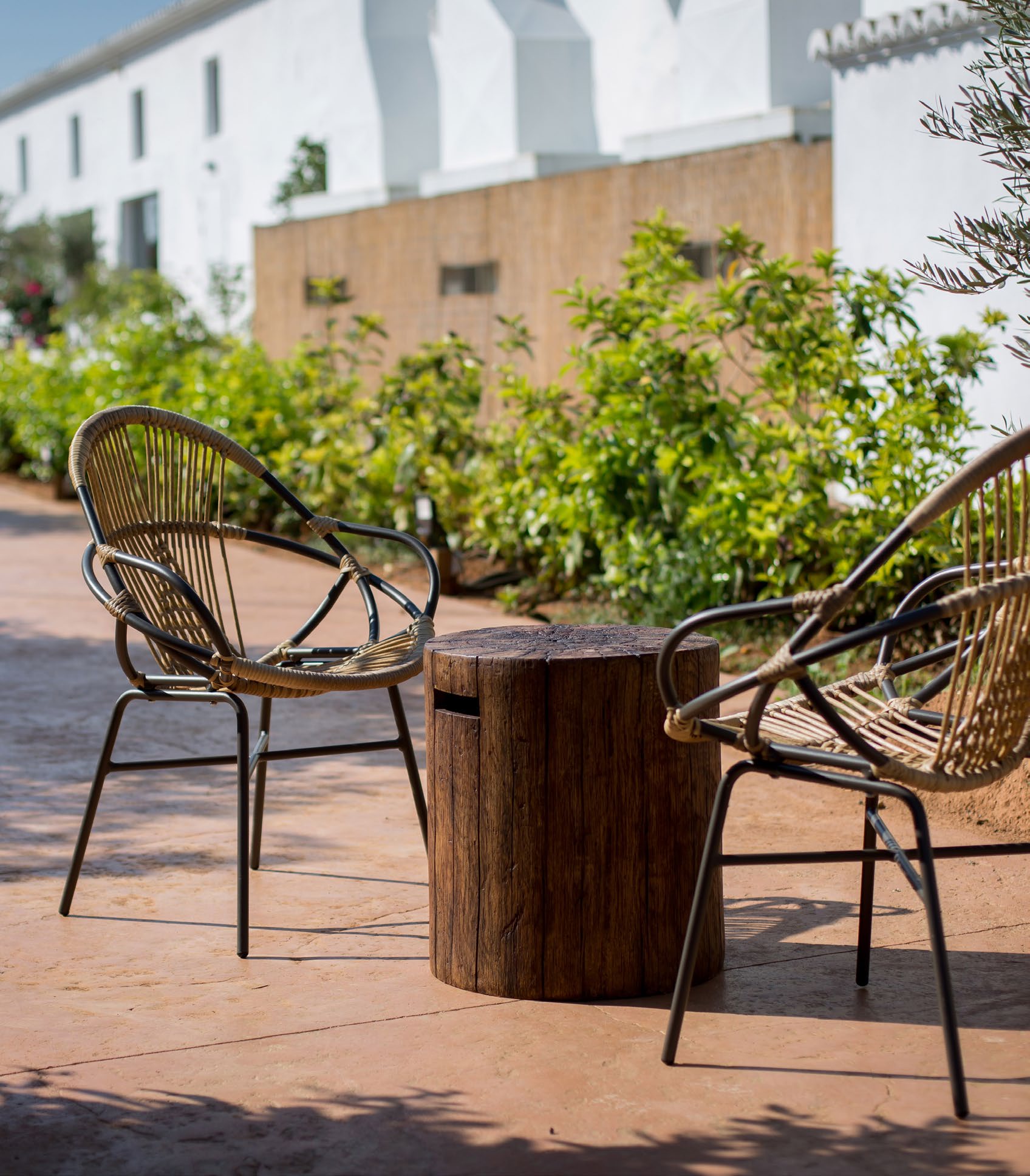 mesa auxiliar de terraza