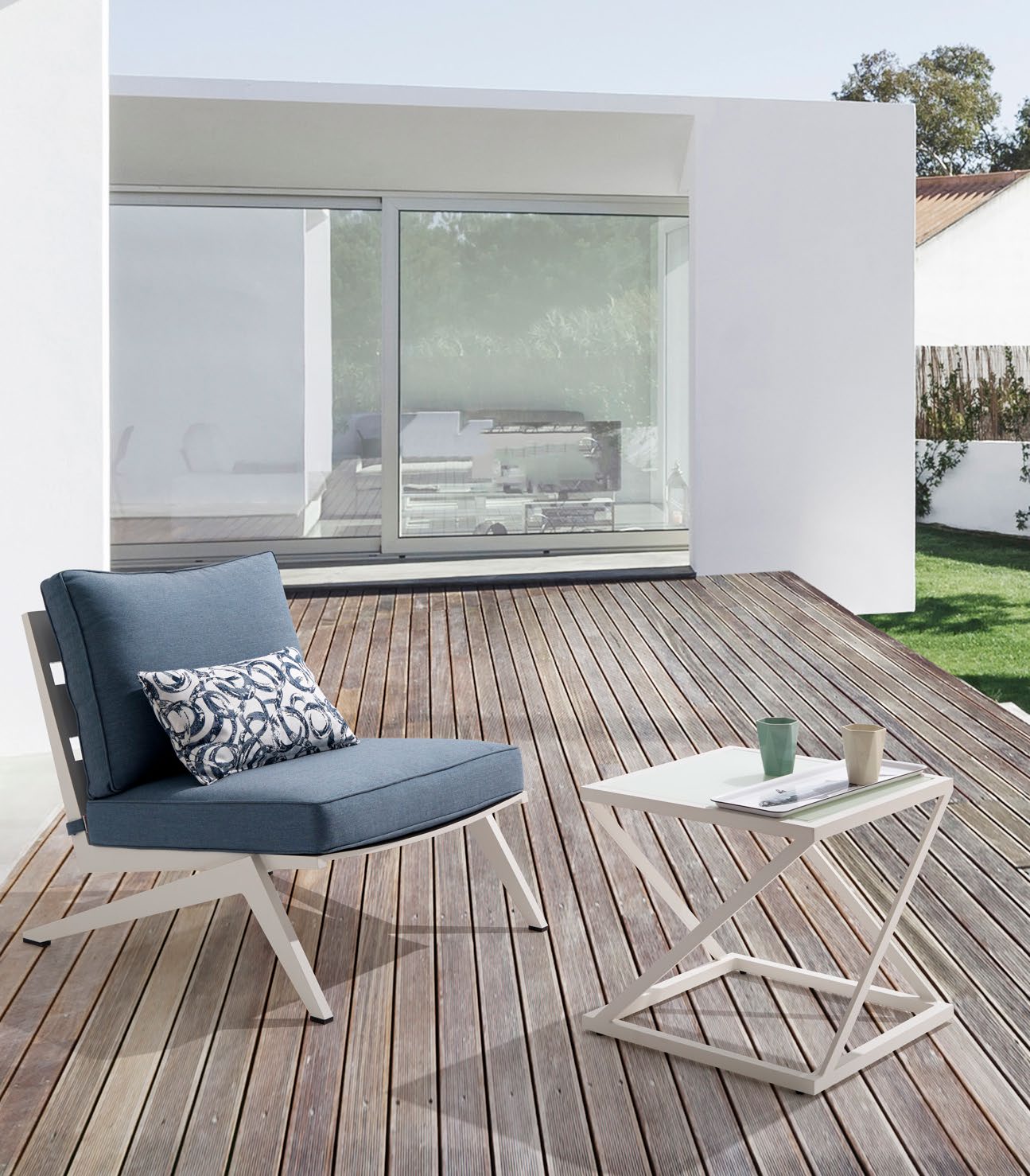 mesa auxiliar de terraza 